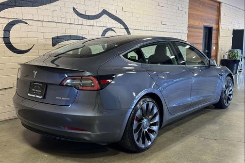 Midnight Silver Metallic 2021 Tesla Model 3 Performance