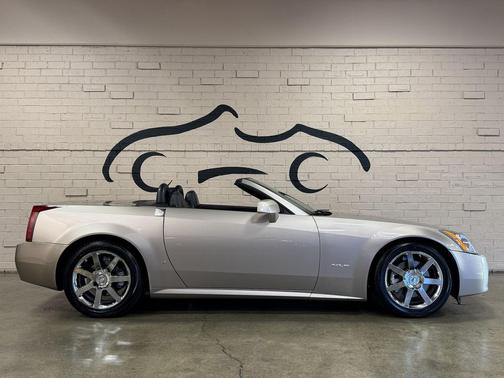 2008 Cadillac XLR Base