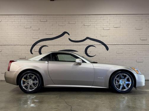 2008 Cadillac XLR Base