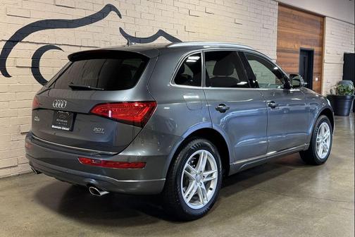Daytona Gray Pearl 2015 Audi Q5 2.0T Premium Plus