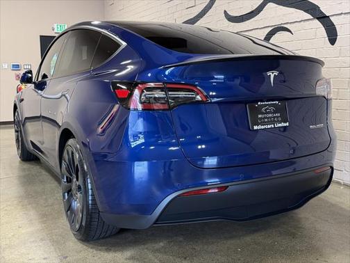 2022 Tesla Model Y Performance Dual Motor All-Wheel Drive