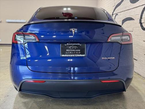 2022 Tesla Model Y Performance Dual Motor All-Wheel Drive