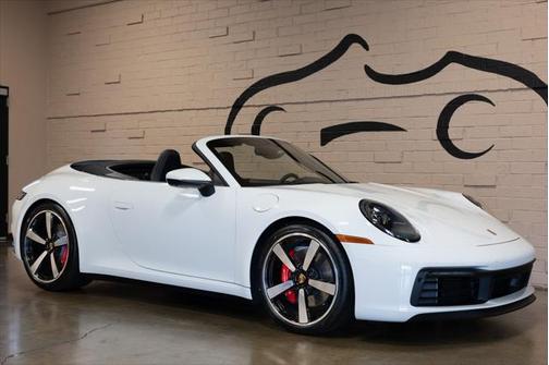 2024 Porsche 911 Carrera 4S Cabriolet