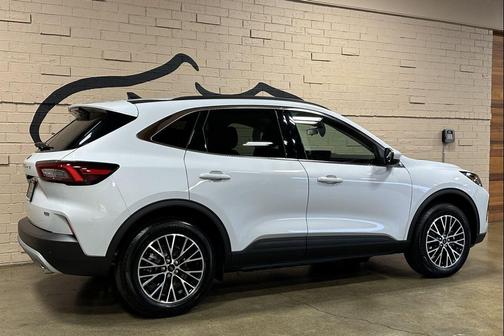 Space Silver Metallic 2025 Ford Escape PHEV Base