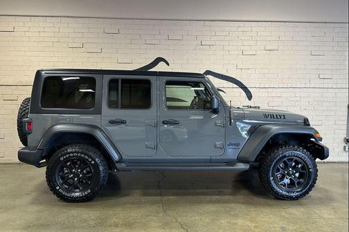 Sting-Gray Clearcoat 2021 Jeep Wrangler Willys