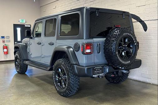 Sting-Gray Clearcoat 2021 Jeep Wrangler Willys