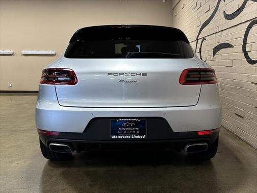 2018 Porsche Macan Base