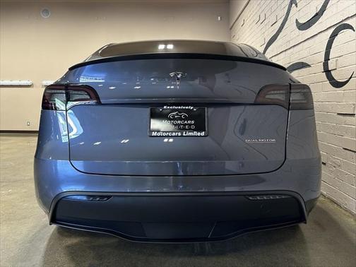 2023 Tesla Model Y Performance Dual Motor All-Wheel Drive