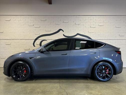 2023 Tesla Model Y Performance Dual Motor All-Wheel Drive