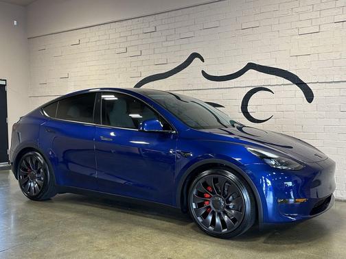2024 Tesla Model Y Performance Dual Motor All-Wheel Drive