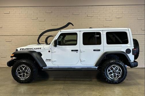 Bright White Clearcoat 2025 Jeep Wrangler Rubicon