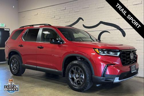 Radiant Red Metallic II 2025 Honda Pilot TrailSport