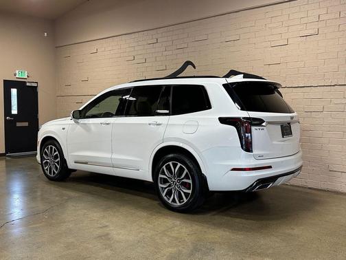 2024 Cadillac XT6 Sport AWD