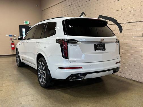 2024 Cadillac XT6 Sport AWD