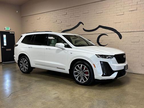 2024 Cadillac XT6 Sport AWD