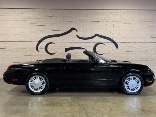 2002 Ford Thunderbird Base