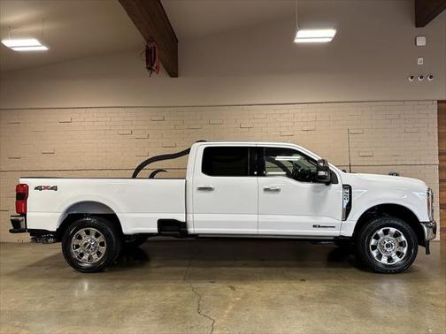 2023 Ford F-350 Lariat