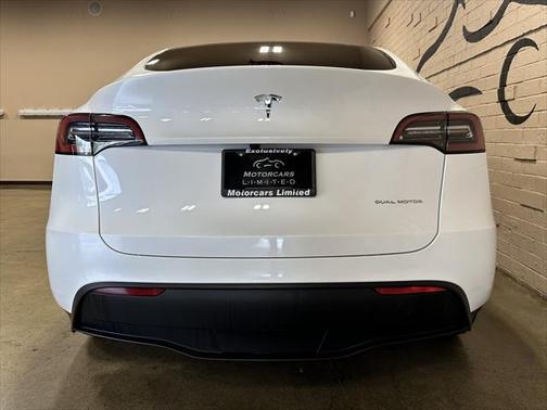 2024 Tesla Model Y Long Range Dual Motor All-Wheel Drive