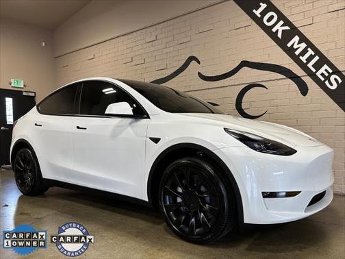 2024 Tesla Model Y Long Range Dual Motor All-Wheel Drive