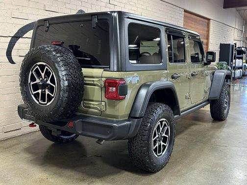 2025 Jeep Wrangler Rubicon
