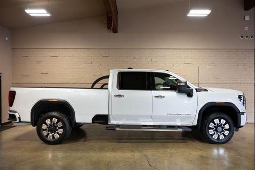 White Frost Tricoat 2024 GMC Sierra 3500 Denali