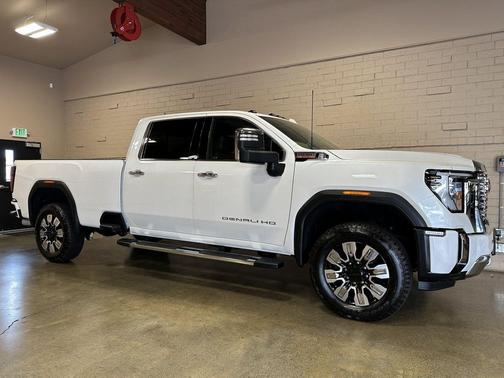 2024 GMC Sierra 3500 Denali