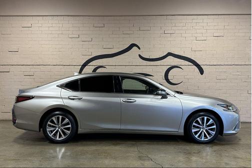 2021 Lexus ES 250 Base