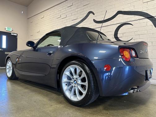 2003 BMW Z4 2.5i Roadster