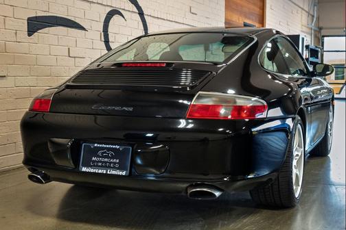 2003 Porsche 911 Carrera