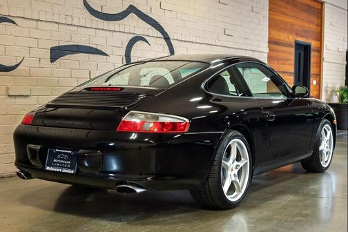 2003 Porsche 911 Carrera