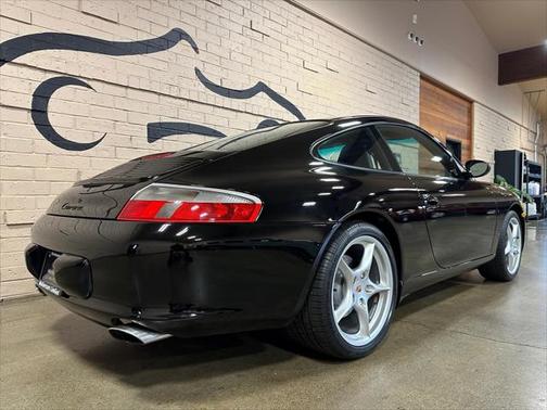2003 Porsche 911 Carrera