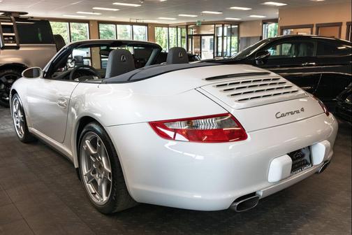 2006 Porsche 911 Carrera 4