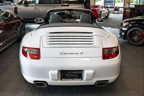 2006 Porsche 911 Carrera 4
