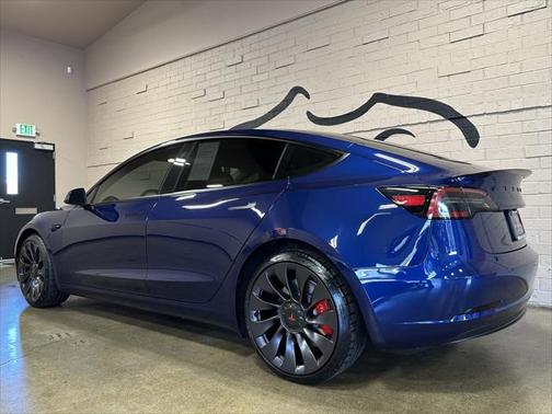 2023 Tesla Model 3 Performance
