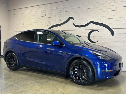 2024 Tesla Model Y Long Range Dual Motor All-Wheel Drive