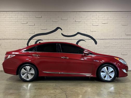 2015 Hyundai SONATA Hybrid Limited