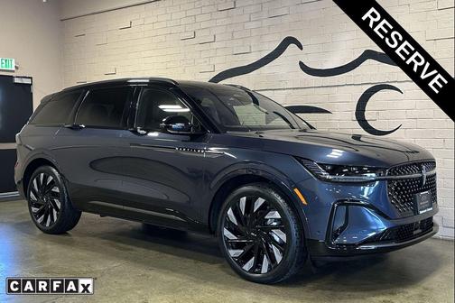 2024 Lincoln Nautilus Reserve