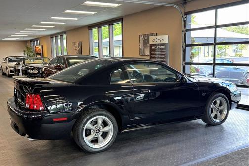 2001 Ford Mustang GT