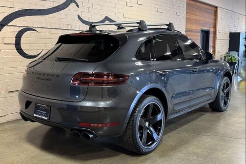 Volcano Grey Metallic 2018 Porsche Macan Macan GTS