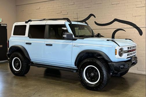Robins Egg Blue 2023 Ford Bronco Heritage Limited Edition