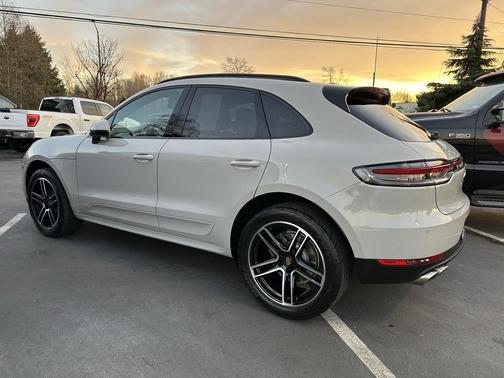 2019 Porsche Macan S