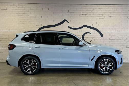 Brooklyn Gray Metallic 2024 BMW X3 xDrive30i