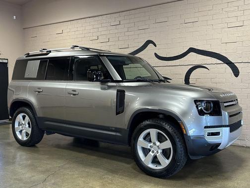 2024 Land Rover Defender 110 P500 SE