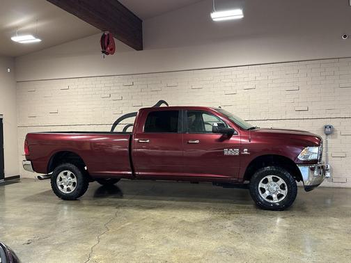 2018 RAM 3500 Big Horn Crew Cab 4x4 8' Box