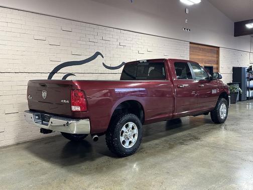 2018 RAM 3500 Big Horn Crew Cab 4x4 8' Box