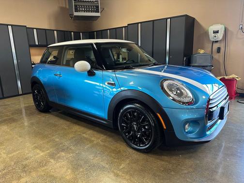 Electric Blue Metallic 2015 MINI Hardtop Cooper