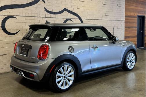 Melting Silver Metallic 2017 MINI Hardtop Cooper S