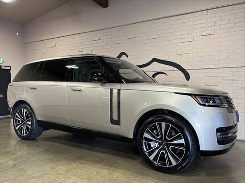 2023 Land Rover Range Rover P530 SE