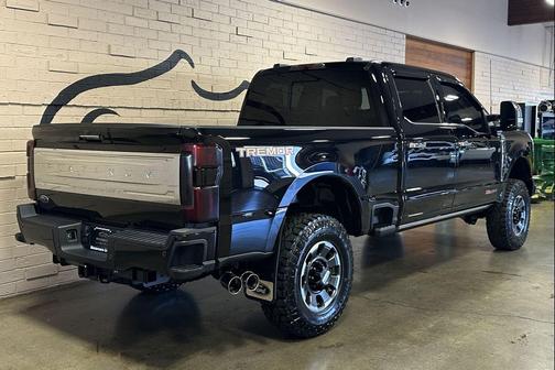 Agate Black Metallic 2024 Ford F-350 Platinum