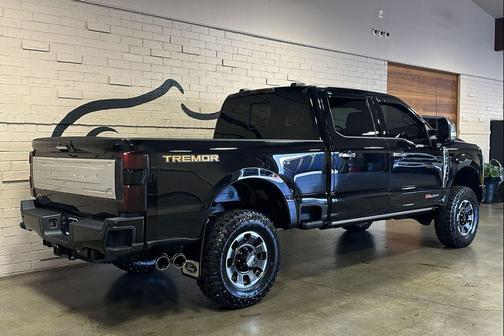 Agate Black Metallic 2024 Ford F-350 Platinum